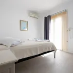 Lägenhetshotell Iliada Agios Prokopios (Naxos)