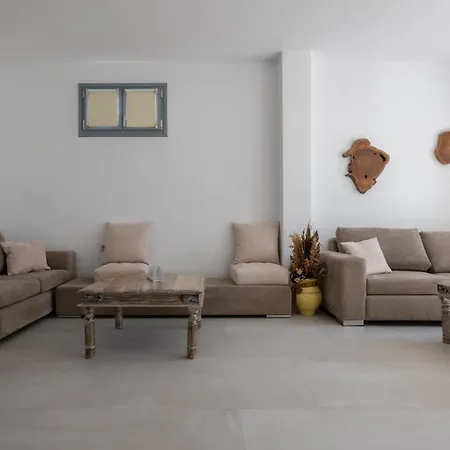 Iliada Apartahotel 4*