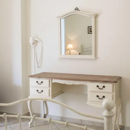 Apartahotel Iliada 4*