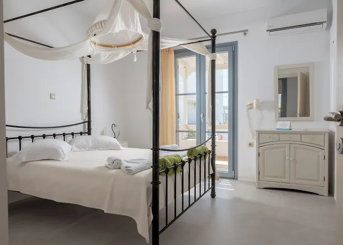 Iliada Villas Aparthotel