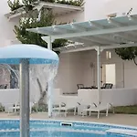 Iliada Lejlighedshotel