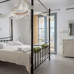 Iliada Lejlighedshotel