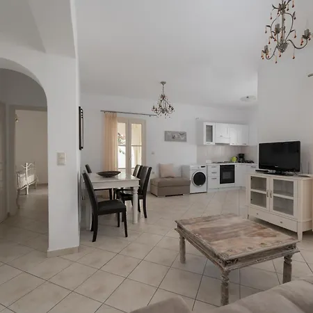 Aparthotel Iliada Villas 4*