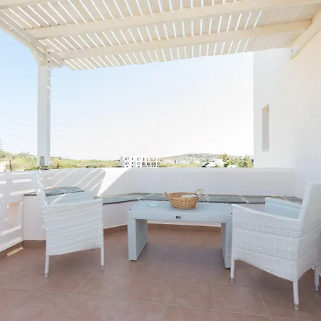 Iliada Villas Aparthotel