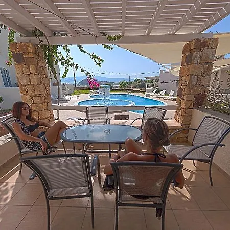 Iliada Villas 3*