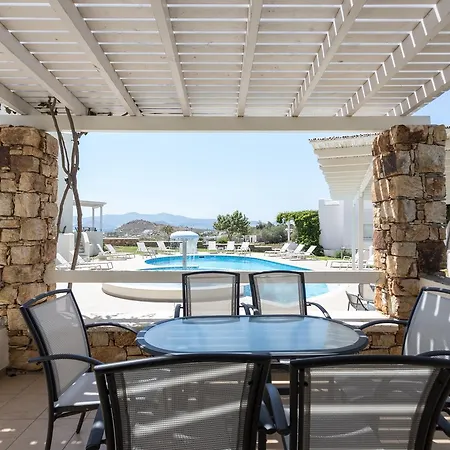 Iliada Villas 3* Agios Prokopios (Naxos)