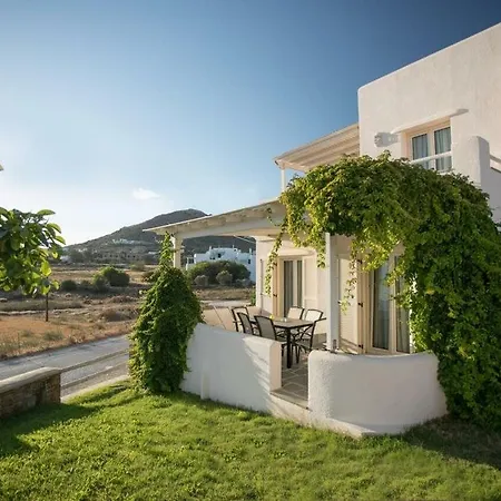 Apart Otel Iliada 3*